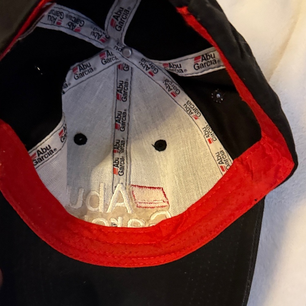 Abu Garcia Black Logo Cap - Picture 4 of 5